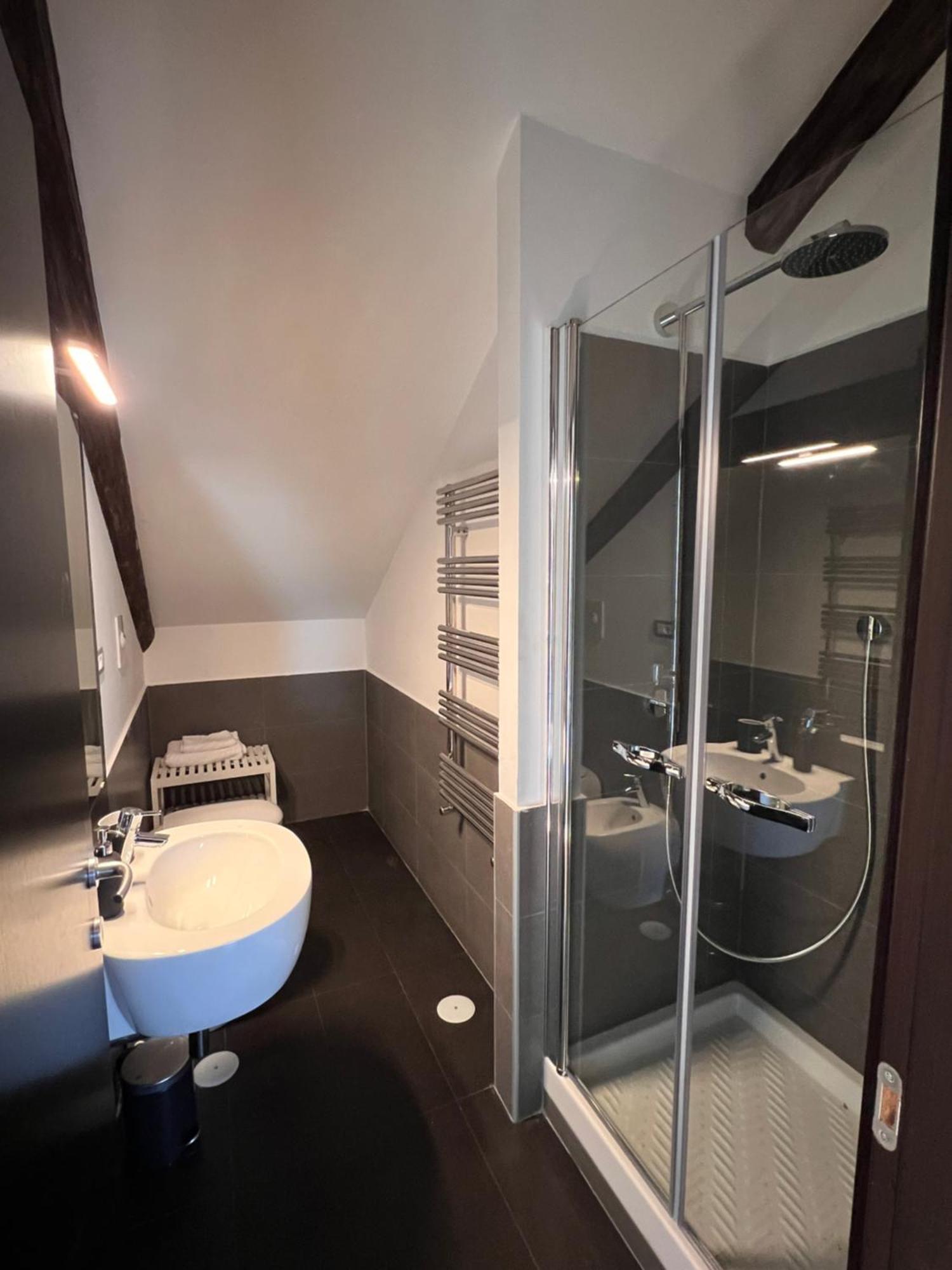 Unonoveuno Luxury Apartment Napoli Exterior foto