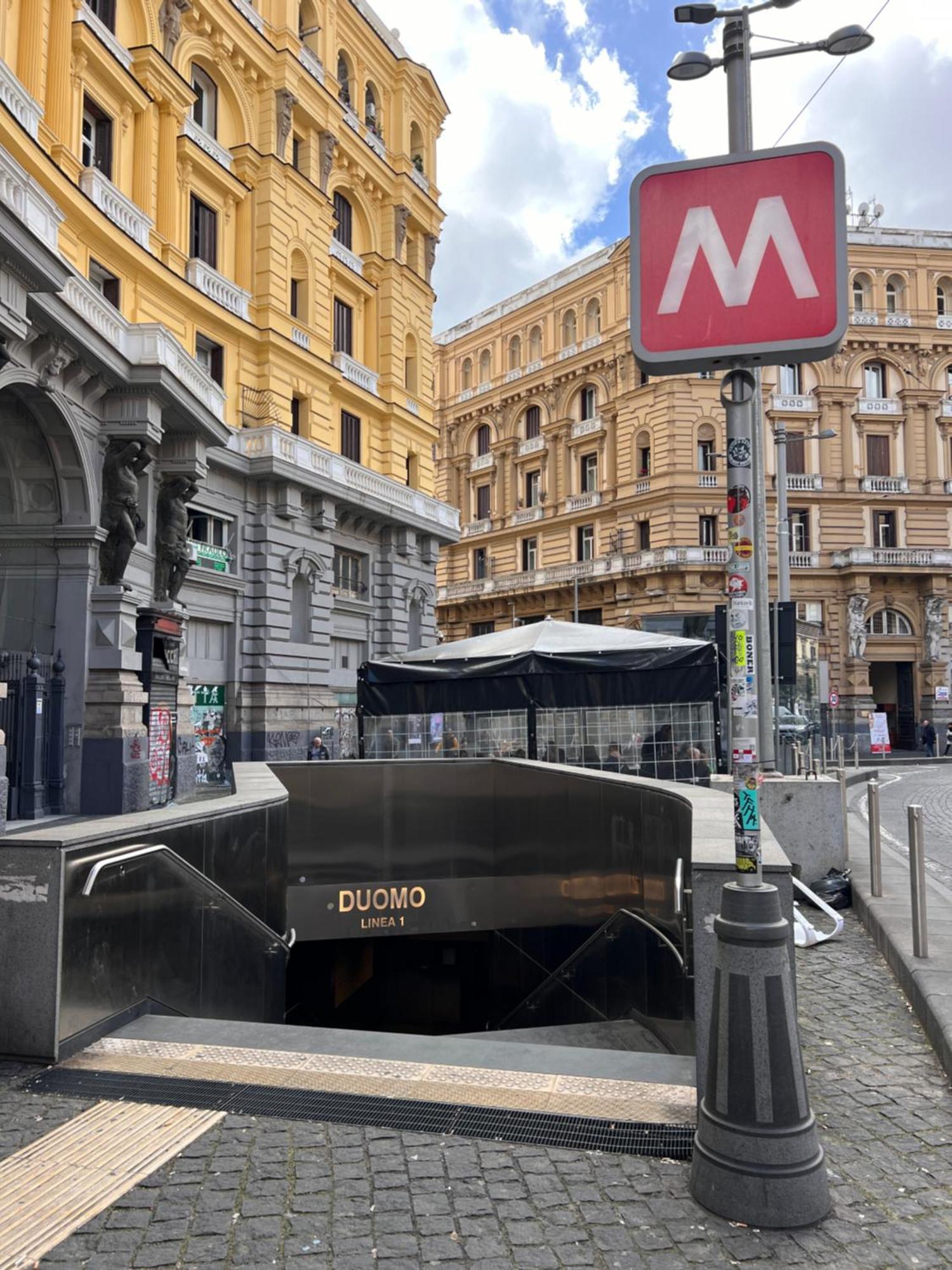 Unonoveuno Luxury Apartment Napoli Exterior foto